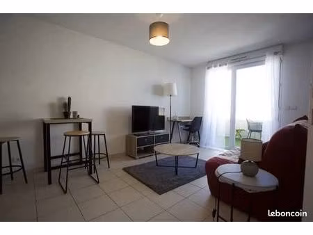 a louer appartement meublé t2 27m²  très calme et très bien entretenue