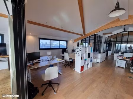 bureaux 120 m²