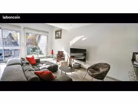 maison moderne t4 avec jaccuzi à blussans