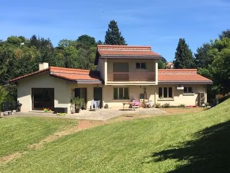 location maison caluie vernay