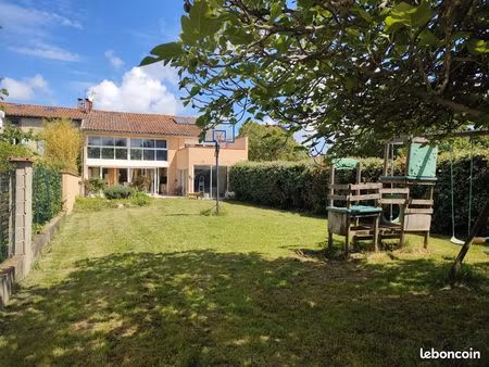 maison 5 chambres jardin verniolle