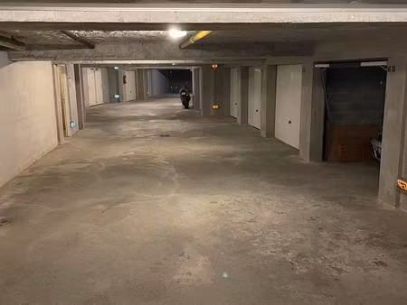 garage à louer -résidence sécurisée
