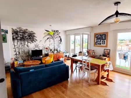 appartement t3 place mondesir