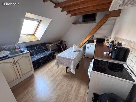 studio meublé 25m2 -480 tout compris - résidence féminine