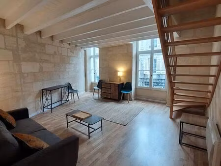 duplex bordeaux - st seurin - place des martyrs