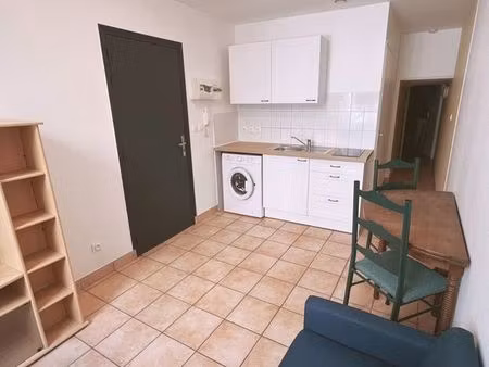 appartement t2 – rénové – centre ville