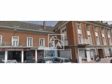 local 77 m²
