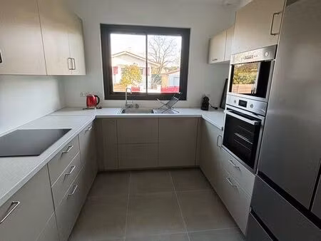 location maison cauderan climatisée  4 ch  4 sdb  jardin