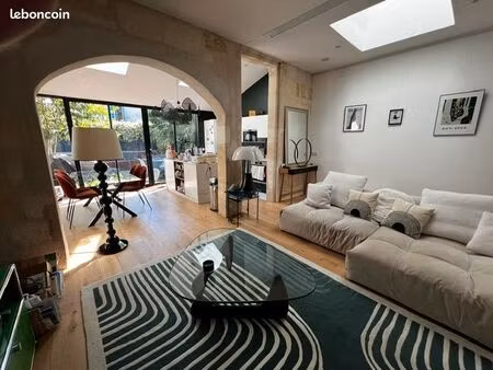 parc bordealais maison de ville rénovée avec soin – prestations haut de gamme