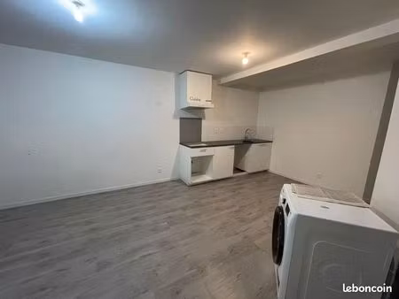 appartement 2 pieces dans petite residence