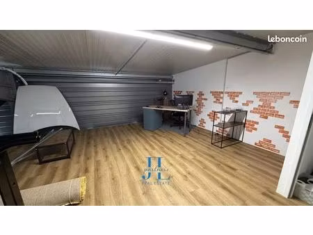 local d'activité 80 m²