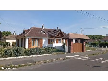 maison individuelle de plain‑pied – sous‑sol complet – 4 chambres – prestations récentes