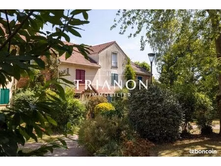 maison 7 pièces 145 m²