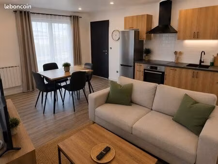 local refait à neuf – bureau / logement de fonction – 50 m²