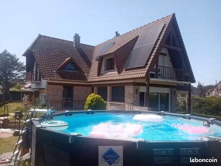 maison 7 pièces 207 m²