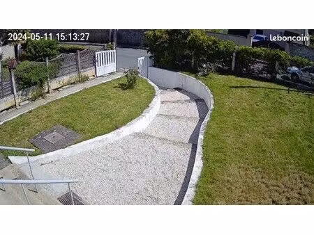 maison familiale avec jardin et terrasse