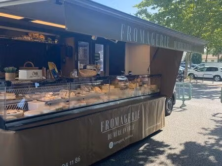 à vendre fonds de commerce fromagerie ambulante clé en main