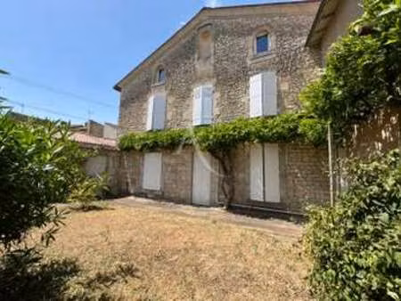 vente maison à fontenay-le-comte (85200) : à vendre / 180m² fontenay-le-comte