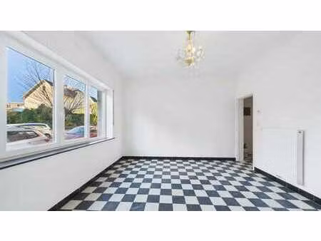 prince de liège - rez-de-chaussée 1 chambre avec jardin