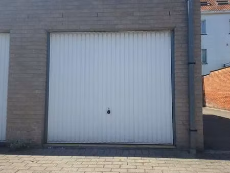garage à louer à deinze € 130 (lproc) - immo de meester - kantoor deinze | zimmo