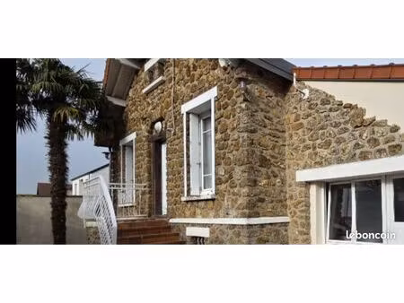 maison 60m2/ 3 chambres/ jardin/ box