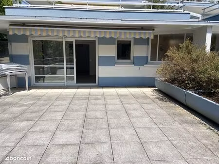 grand f2  résidence sénior  les jardins d'arcadie
