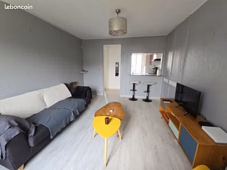 location t3 meublé  dock vauban