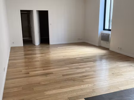 appartement t2 refait à neuf - centre ville
