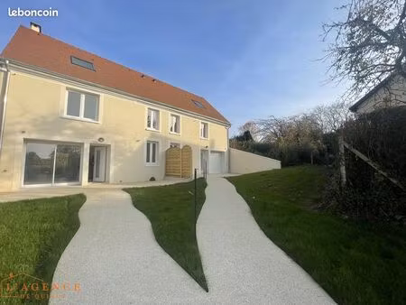 maison 6 pièces 106 m²