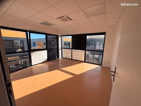 bureaux lumineux 65 m² – climatisés – parking – belbeuf / piscine