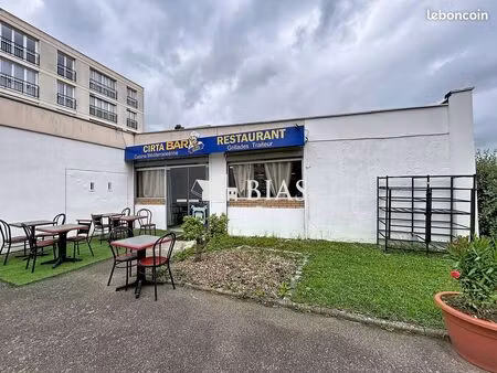 local commercial 139 m² maromme