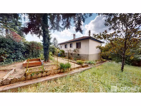 maison jassans riottier 5 pièces 70 m² avec sous-sol complet et 572 m² de terrain.