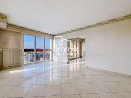 vente appartement 6 pièces et plus à la roche-sur-yon (85000) : à vendre 6 pièces et plus 
