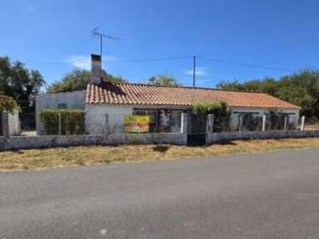 vente maison à soullans (85300) : à vendre / 73m² soullans