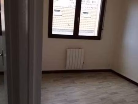 location appartement 2 pièces à bordeaux (33000) : à louer 2 pièces / 40m² bordeaux