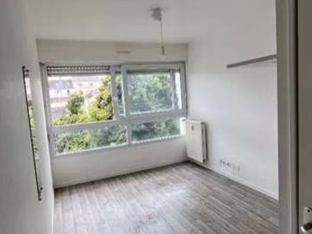 location appartement t1 à rennes centre ville (35000) : à louer t1 / 17m² rennes centre vi