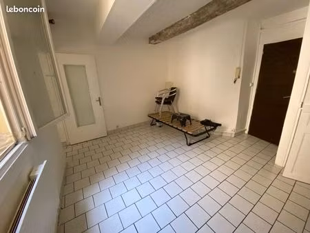 studio intra-muros