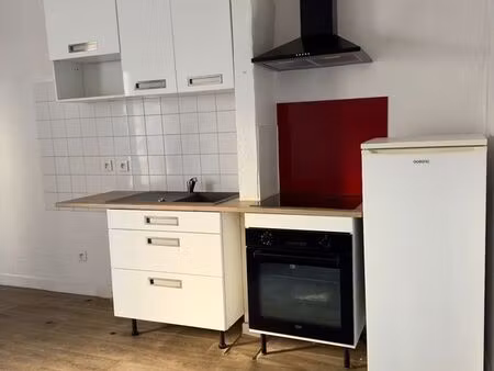béziers t2 32m2 refait à neuf