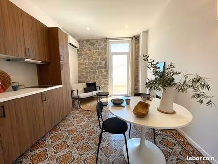 t2 étudiant meublé avec parking et terrasse