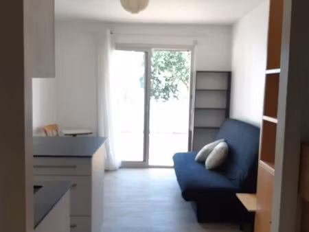 1er septembre studio à louer