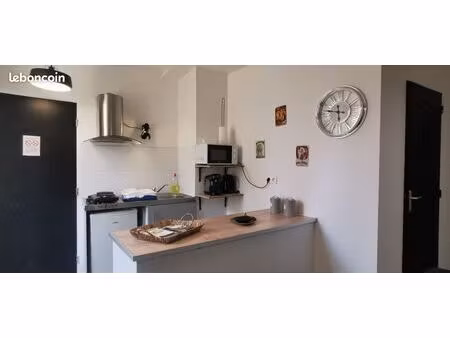 macon centre beau t2 meublé
