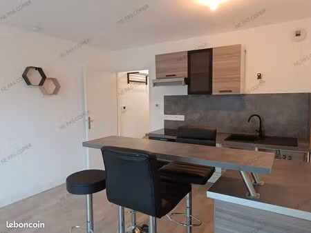 loue studio meublé proche hôpital meaux état impeccable idéal jeune