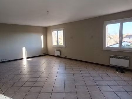 monteux proche centre village superbe appartement p5 +bureau 130 m2 climatisé petite copro