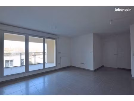 appartement 3 pièces 58 m²