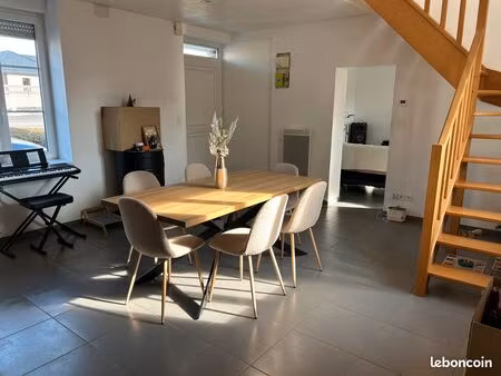 loue maison à delettes