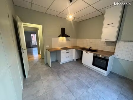 f3 84 m2 lumineux traversant avec terrasse
