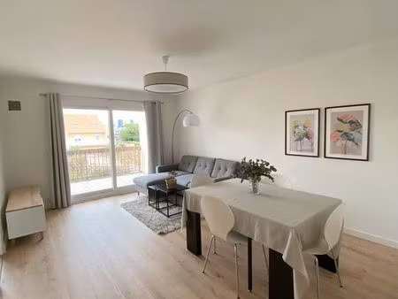 appartement meublé colombes 3 pieces 60m2