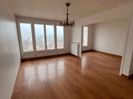 appartement 3 pièces 80 m²