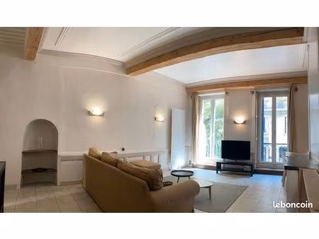 t3 meuble 62 m² + stationnement prive – hypercentre grenoble – tram a & b et d