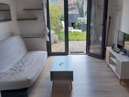 studio 21 m² à louer au guichet